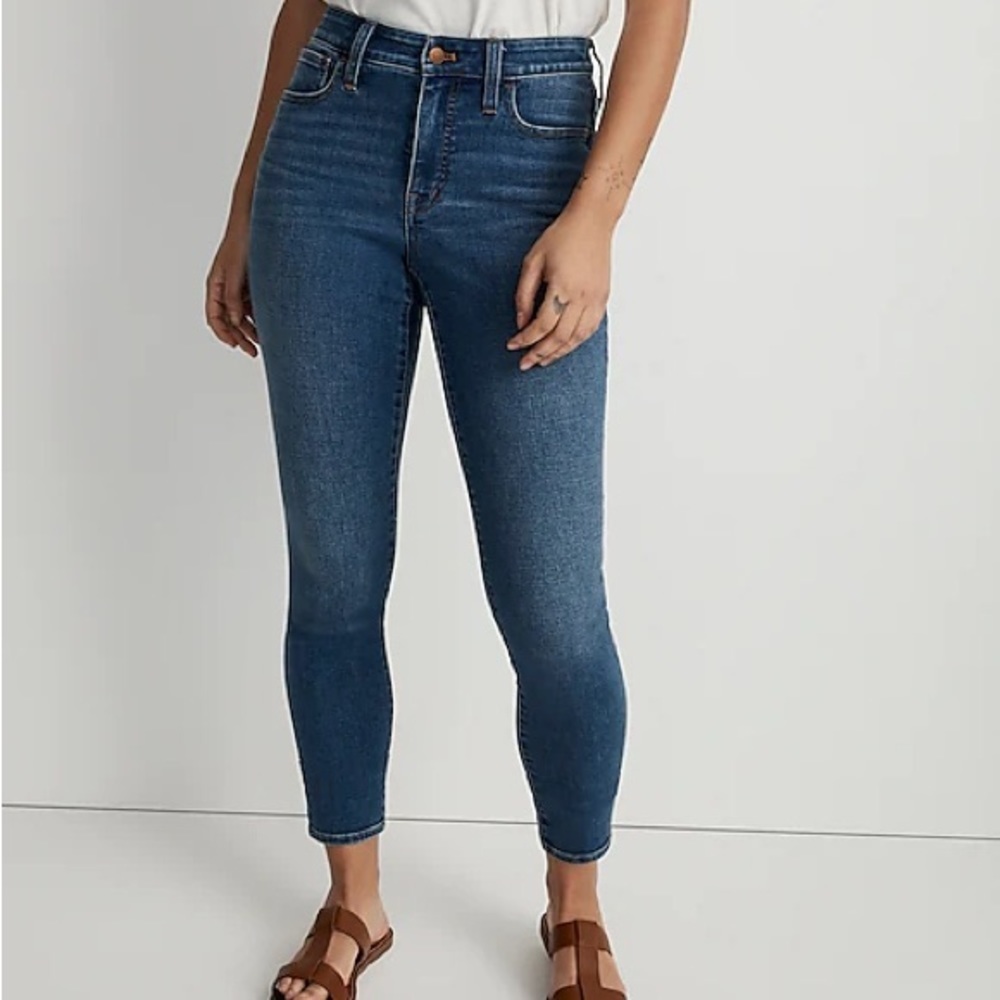 Madewell Curvy Roadtripper Authentic Skinny Jeans in Roselawn Wash